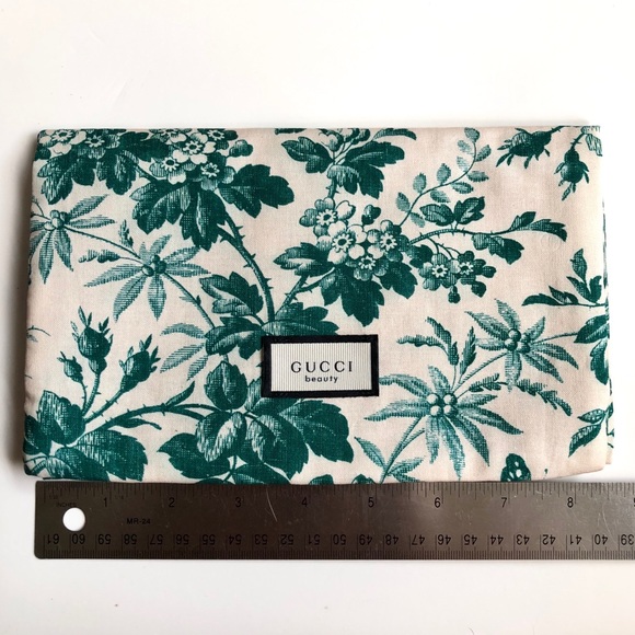 ❤️ Gucci Beauty ❤️ Makeup Pouch - Picture 2 of 6